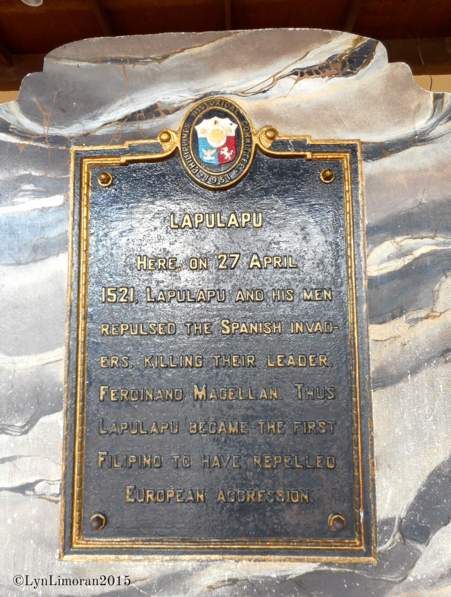 The written words on the plaque.